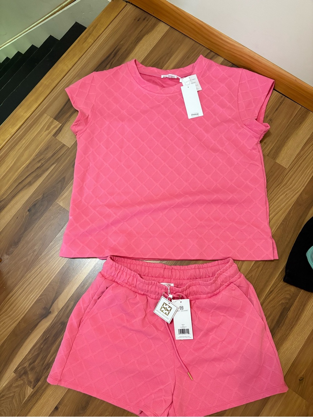 Unbranded Women's Quilted Short Sleeve Top and Shorts Set - Pink